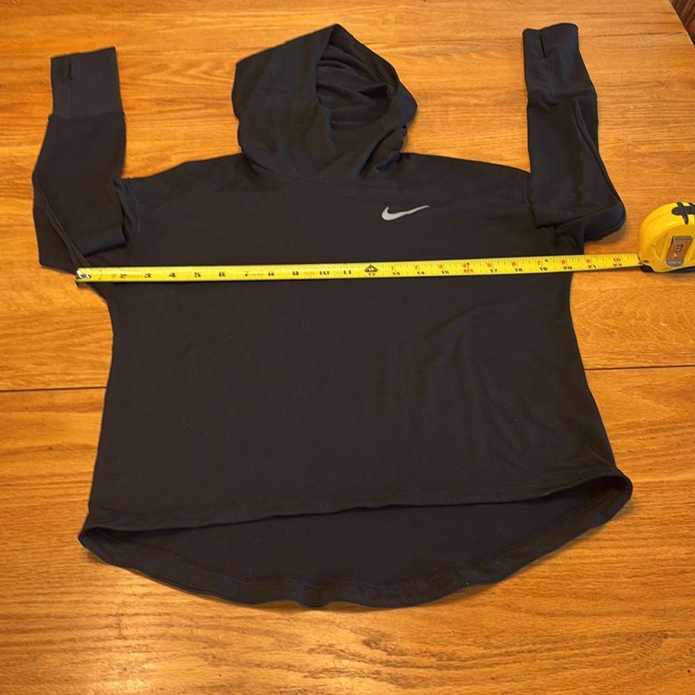 Nike Women’s 5 Piece Activewear Black Hoodie & Leggings with White / Yellow Tops - Picture 4 of 13